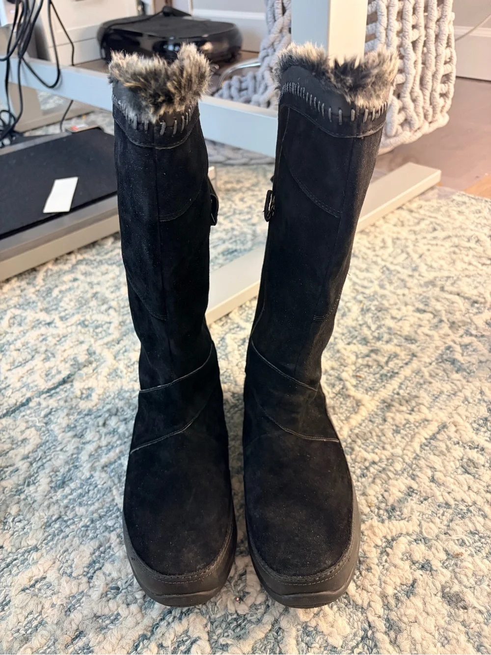 The North Face Janey Black Suede Waterproof Women Snow Winter Boots Sz 8